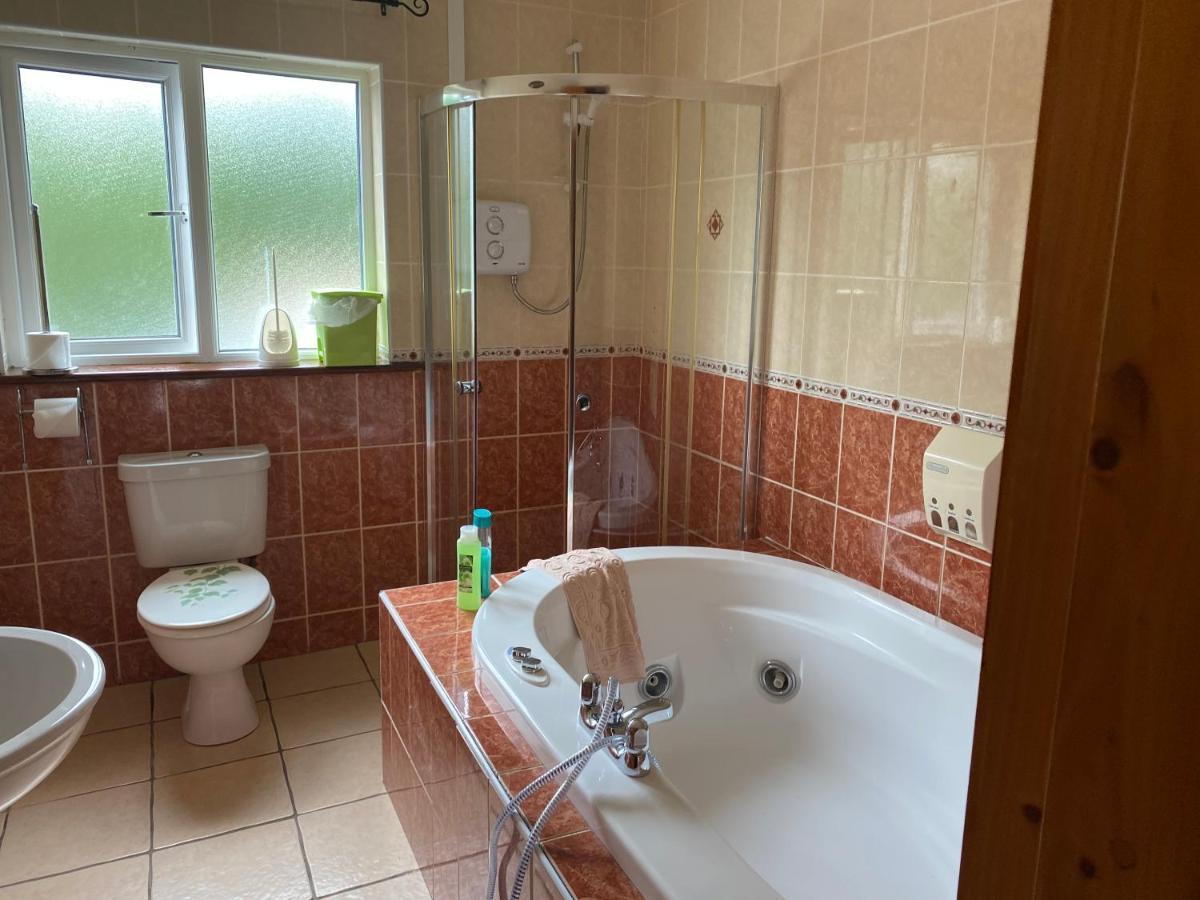 Doughlasha House V93Rx64 Fossa Zewnętrze zdjęcie
